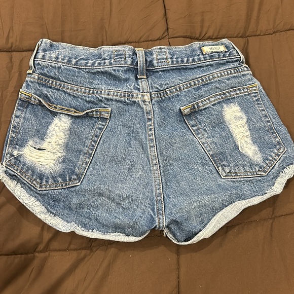 Brandy Melville jean shorts - Picture 3 of 5